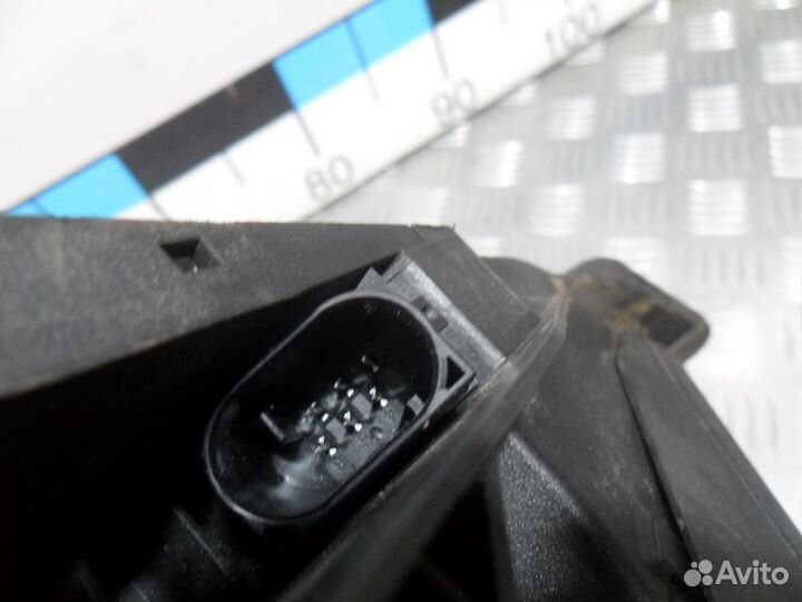 Б/У Педаль газа для авто с АКПП