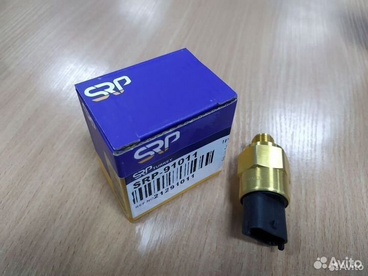 Датчик давления масла Вольво