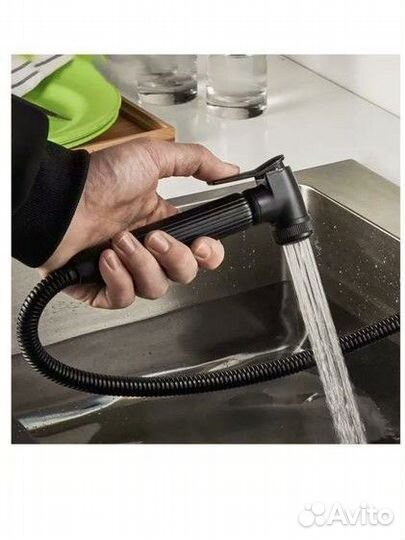 Смеситель для кухни с гибким изливом