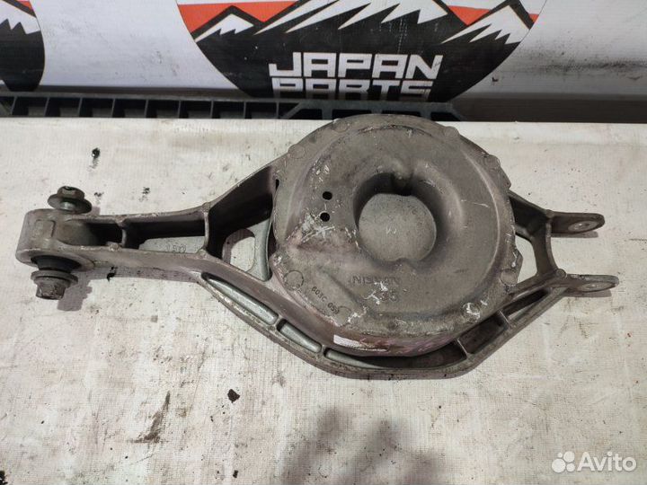 Рычаг подпружинный задний Nissan Teana J32
