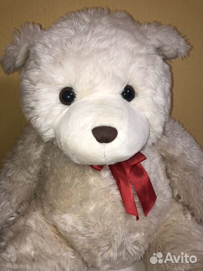 Плюшевый медведь