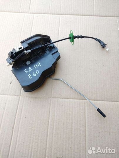 Замок двери задней правой бмв е60