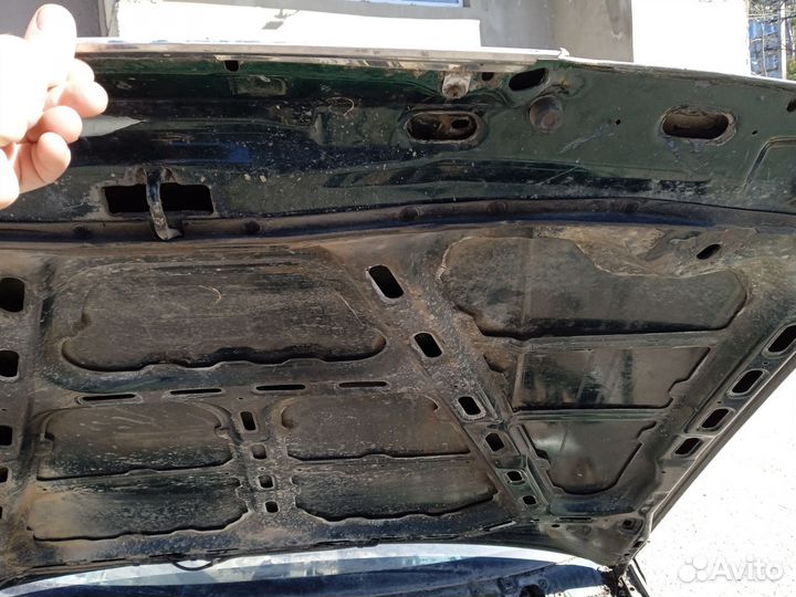 Капот Мазда 626 gd