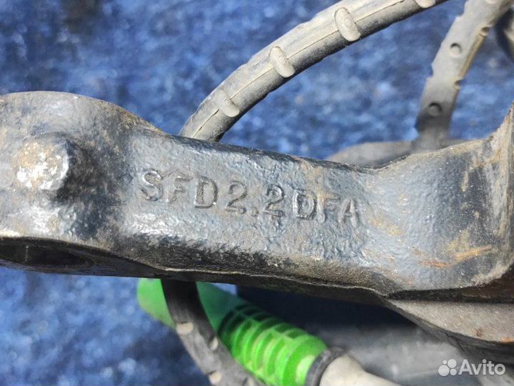 Кулак ступица передний правый Range Rover Vogue 3