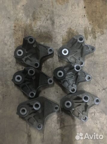 Кронштейн Опора кпп Ford Focus 2