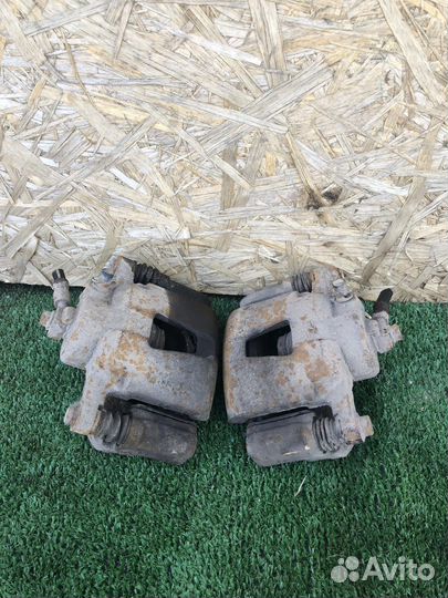 Суппорт левый/ правый Chevrolet Lanos