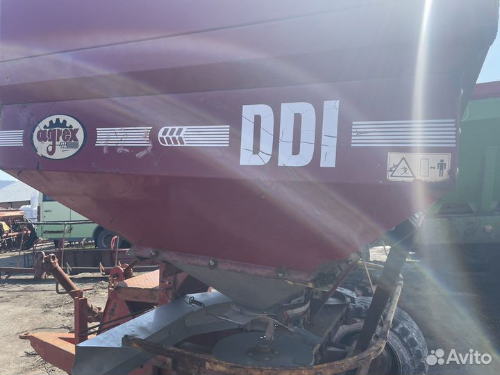 Разбрасыватель удобрений Agrex DDI, 2014
