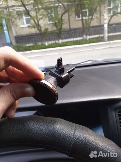 Магнитый держать телефона