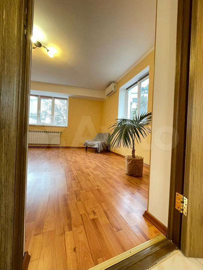 1-к. квартира, 30 м², 3/3 эт.