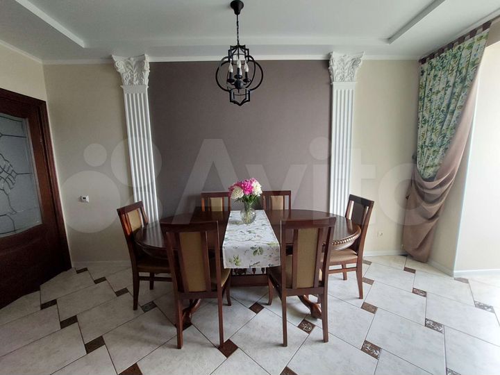 2-к. квартира, 72,7 м², 12/16 эт.