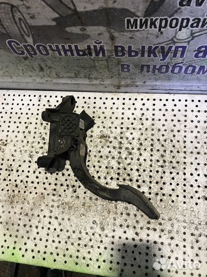 Педаль газа Hyundai Grand Starex Н1