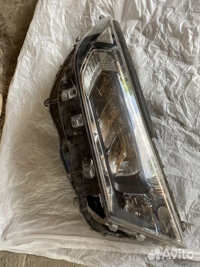 Фары toyota rav 4 ха50