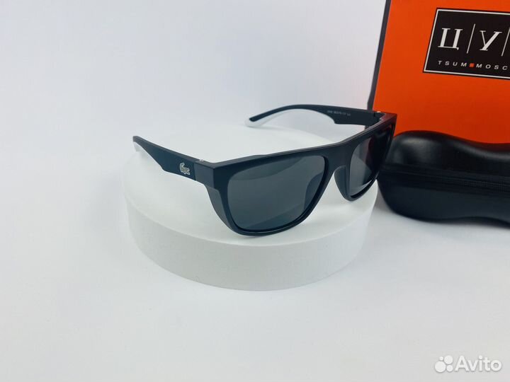 Солнцезащитные мужские очки Lacoste