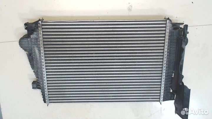 Радиатор интеркулера Chevrolet Camaro, 2017