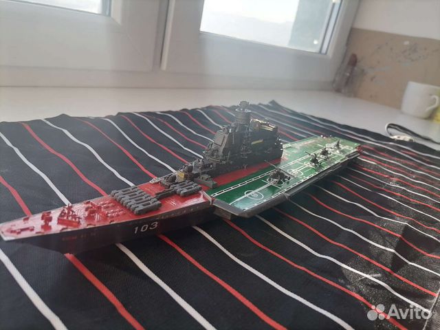 Сборная модель авианосца баку 103