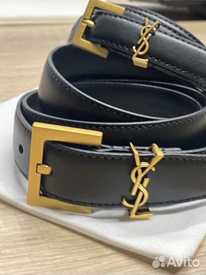 Ремень кожаный Yves Saint Laurent