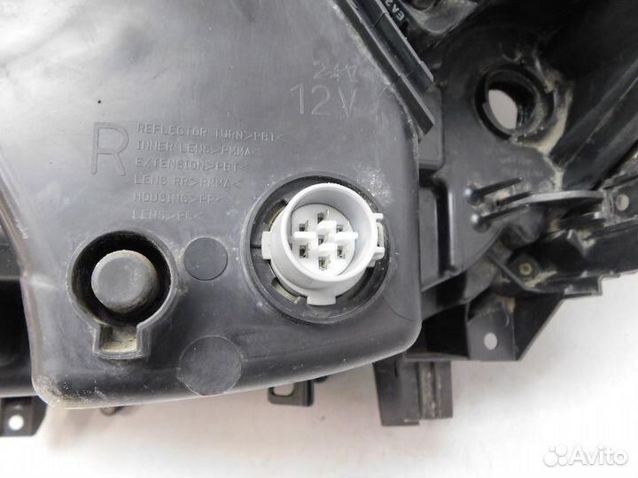 Фара правая Mazda CX-5