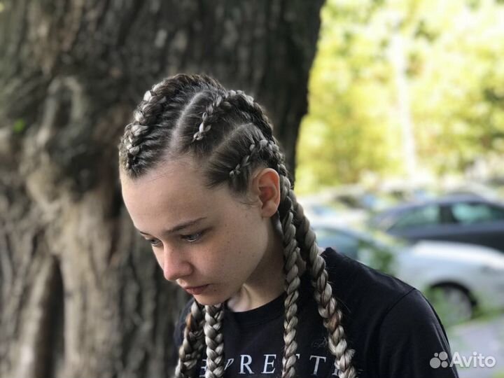 Плету афрокосички, зизи, де дреды, афронаращивание