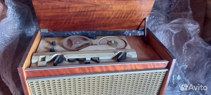 Катушечный магнитофон Днiпро - 14А