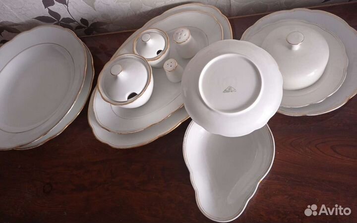Набор столовой посуды фарфор 
