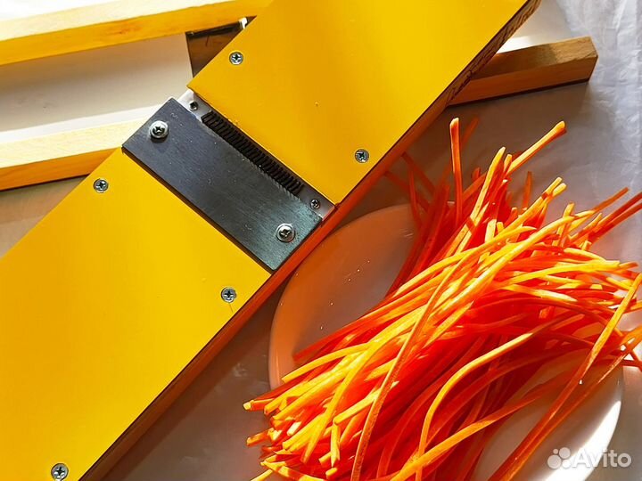 Тёрка для Корейской моркови