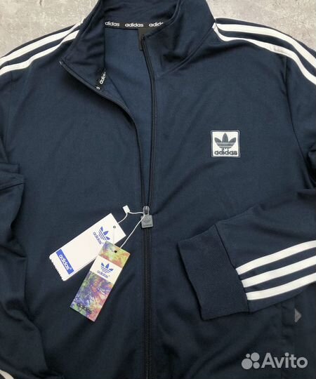 Спортивный костюм Adidas