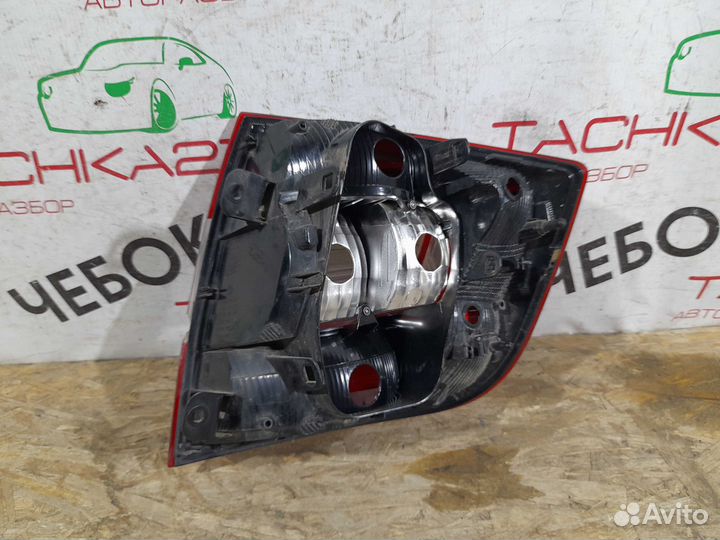 Фонарь левый Skoda Rapid (2013-2020)