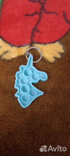 Брелок с единорогом поп ит