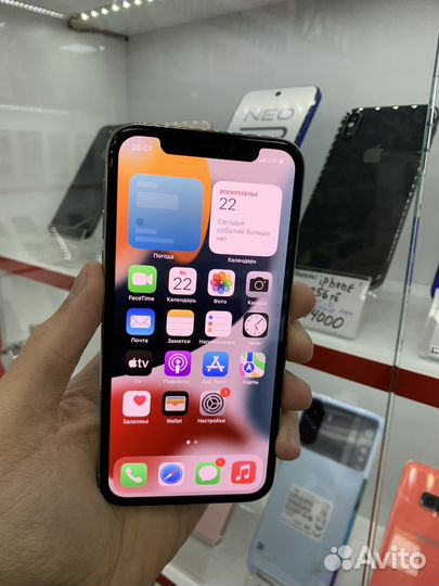 iPhone X, 64 ГБ