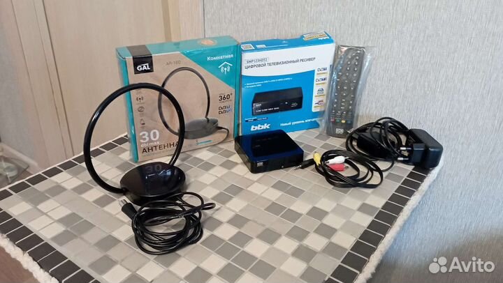 Антенна для тв комнатная