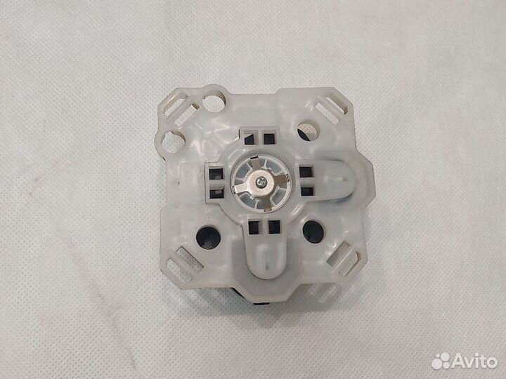 Моторчик зеркала Suzuki Grand Vitara 2