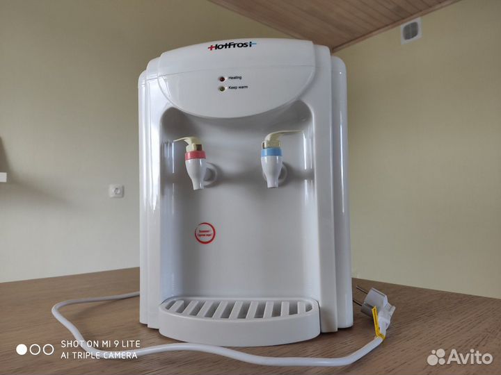 Кулер для питьевой воды HotFrost D15F