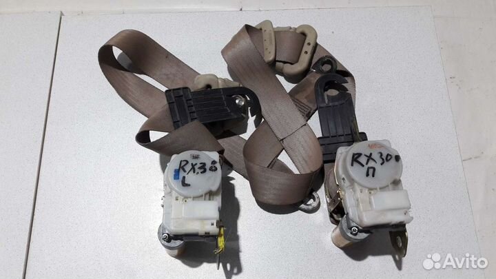 Ремень безопасности перед. Lexus RX 300 R/L