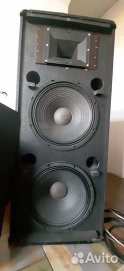 Напольные колонки jbl