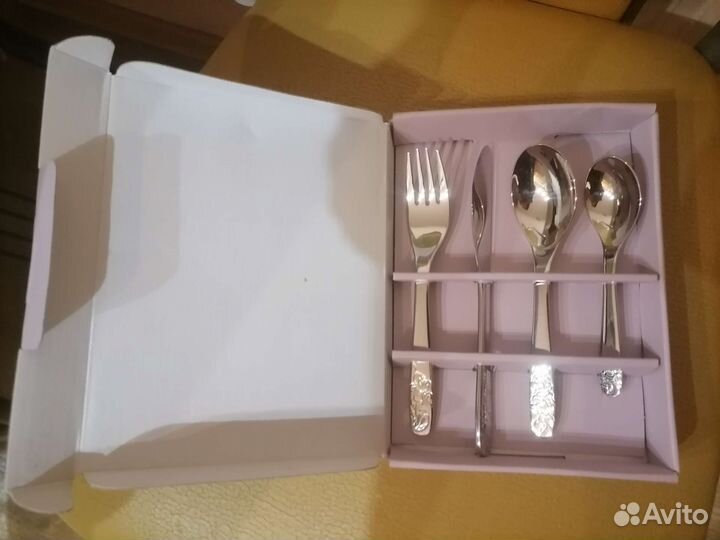 Столовые приборы Disney