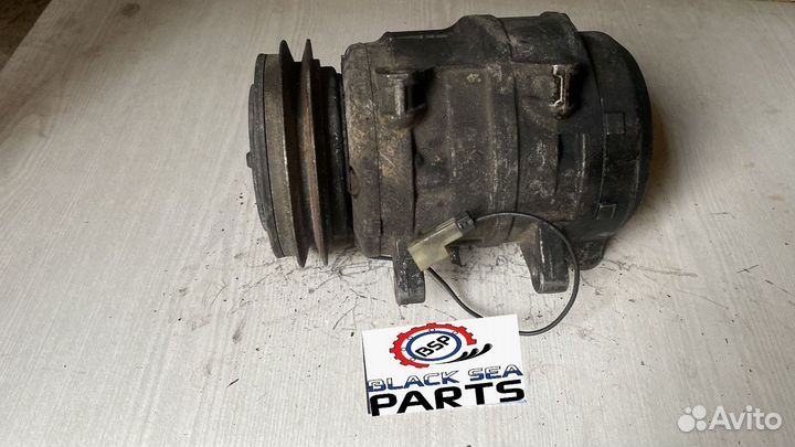 Компрессор кондиционера Volkswagen Passat B5