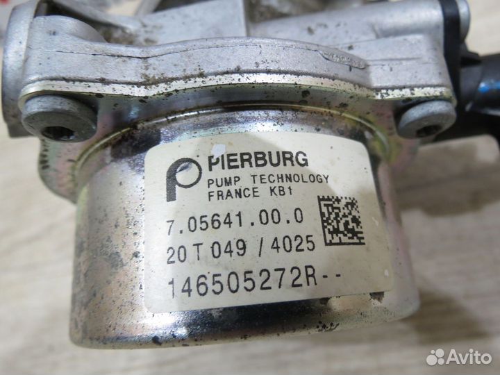 Насос вакуумный Renault Duster