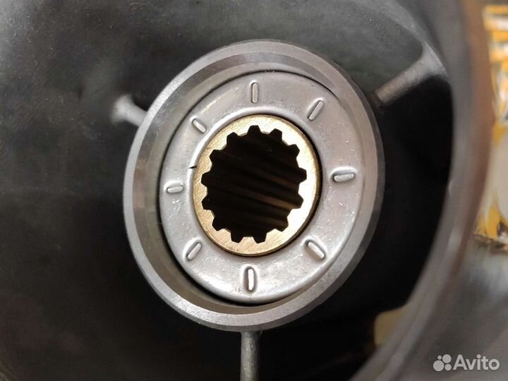 Винт гребной Yamaha 40-60; 3*11-1/4*14, сталь