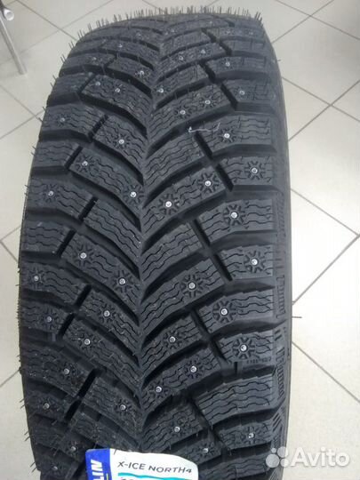 Michelin X-Ice North 4 SUV 225/65 R17 108H