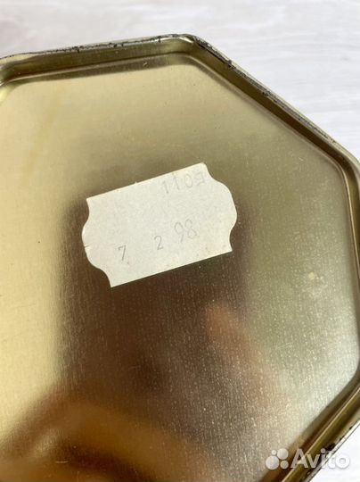 Банка жестяная из под чая винтаж 90х годов