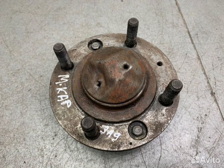 Ступица задняя Mitsubishi Carisma седан 1.6 4G92