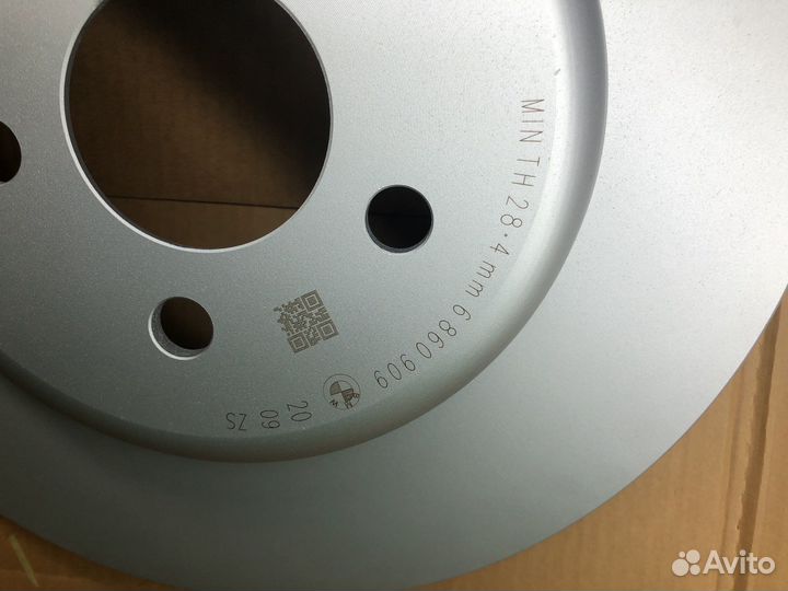 Тормозной диск вентилируемый 34116860909