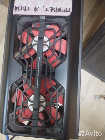 Много комплектующих, хороши корпус, жесткие диски