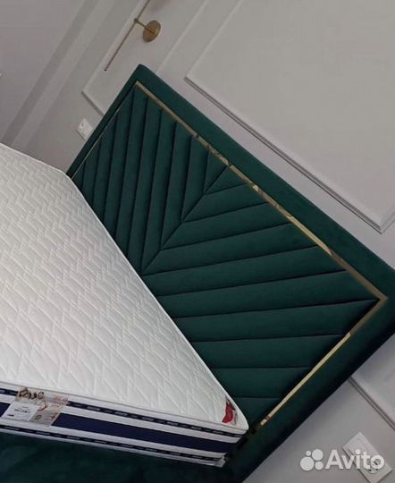 Кровать 200х200