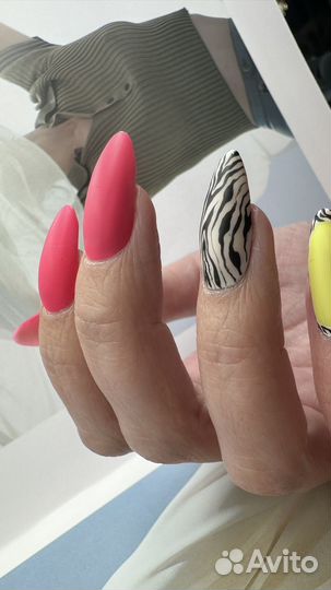 Маникюр гель лак педикюр наращивание ногтей