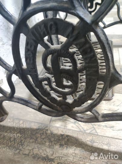 Станина singer