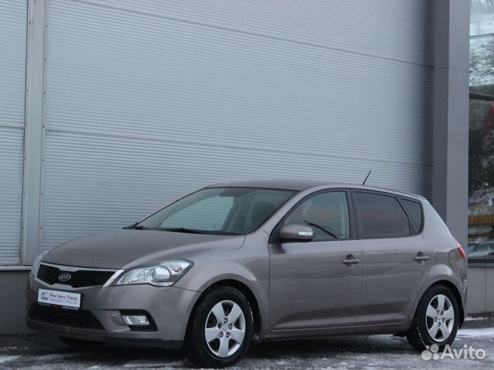 Kia Ceed 1.6 AT, 2011, 181 042 км