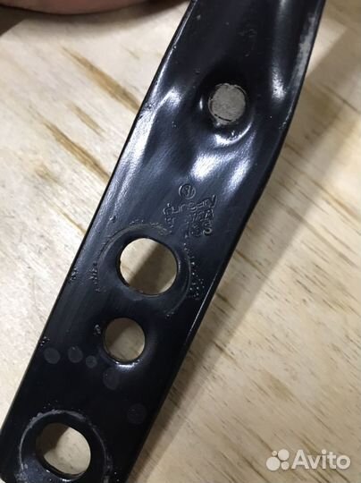 Усилитель пола 5Q0802128 Octavia A7