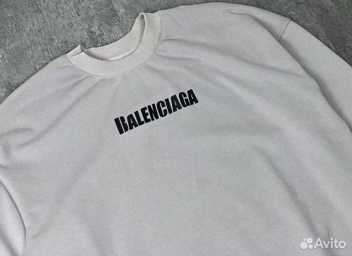 Свитшот Balenciaga