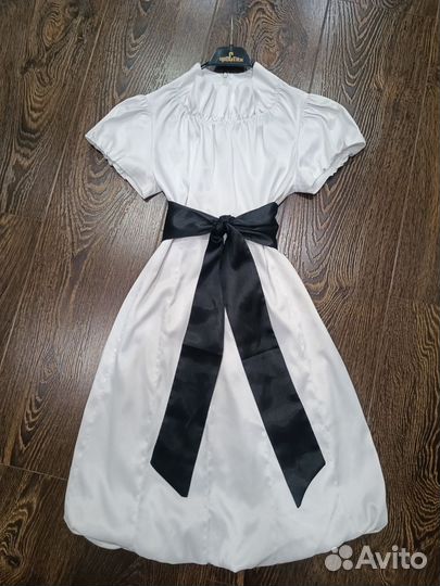 Платье белое